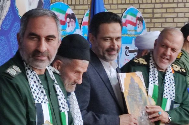 اجتماع بزرگ بسیجیان آران و بیدگل برگزار شد