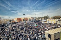 راهپیمایی عظیم و دشمن شکن ۲۲ بهمن در شهرستان آران و بیدگل
