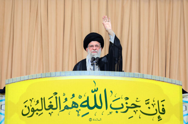 جمعه نصر نشانه‌ی عزم، اراده و روحیه خلل ناپذیر فرمانده کل قوا و آحاد مردم بود