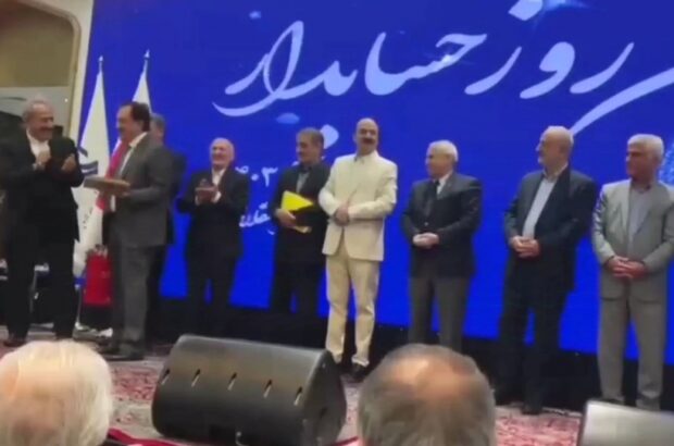 معرفی آقای علی‌ مشرقی‌ آرانی به عنوان چهره ماندگار حسابداری ایران