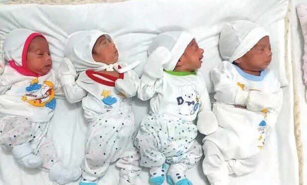 مادر آران و بیدگلی در دومین زایمان خود صاحب چهار نوزاد پسر شد