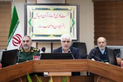 نشست خبری فرماندار با خبرنگاران و اصحاب رسانه به مناسبت دهه فجر انقلاب اسلامی