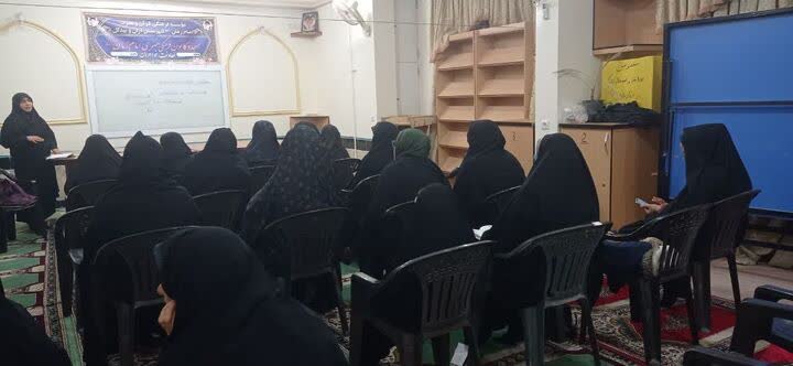 کارگاه توانمندسازی "تربیت بنیادی" در آران و بیدگل برگزار شد کارگاه توانمندسازی “تربیت بنیادی” در آران و بیدگل برگزار شد