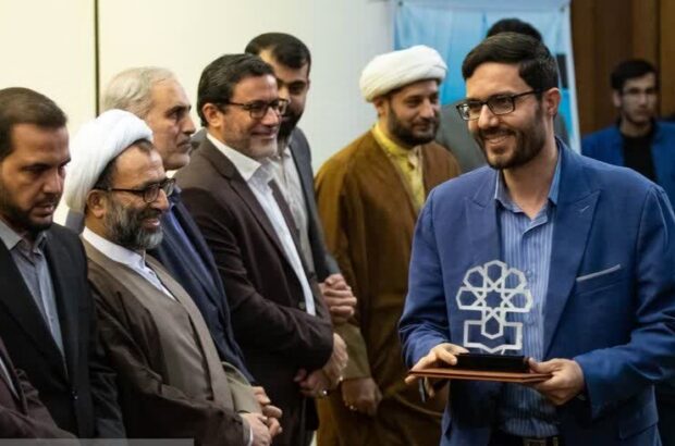 دکتر حسن‌ امجدیان «پژوهشگر ابوزیدآبادی» به عنوان برگزیده جایزه ملی قانون انتخاب شد