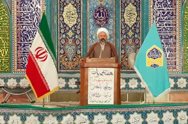 تاکید امام جمعه آران و بیدگل بر اهمیت تقوا و موضع قاطع ایران در برابر تهدیدات