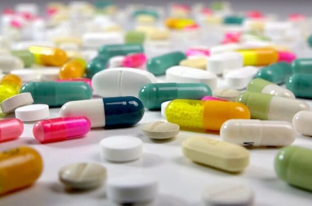 ثبت بیش از ۱۲۰۰ مورد مسمومیت در کاشان و آران و بیدگل طی ۶ ماه