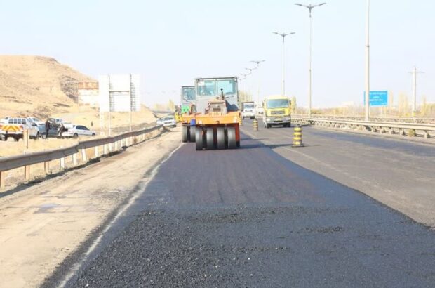 پیگیری نماینده مجلس نتیجه داد؛ ترمیم آزادراه راهبردی قم ـ کاشان در آستانه تکمیل نهایی