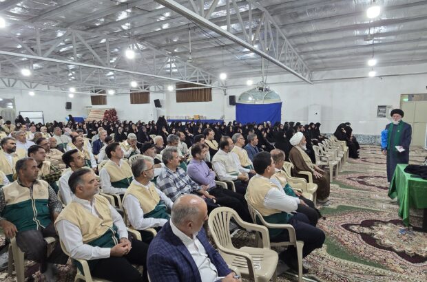 گردهمایی آموزشی خادمیاران رضوی در آران و بیدگل برگزار شد