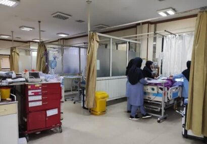 اقدام بهموقع کادر سلامت سفیدشهر و پایگاه موسی بن جعفر(ع) جان دو مادر را نجات داد اقدام بهموقع کادر سلامت سفیدشهر و پایگاه موسی بن جعفر(ع) جان دو مادر را نجات داد