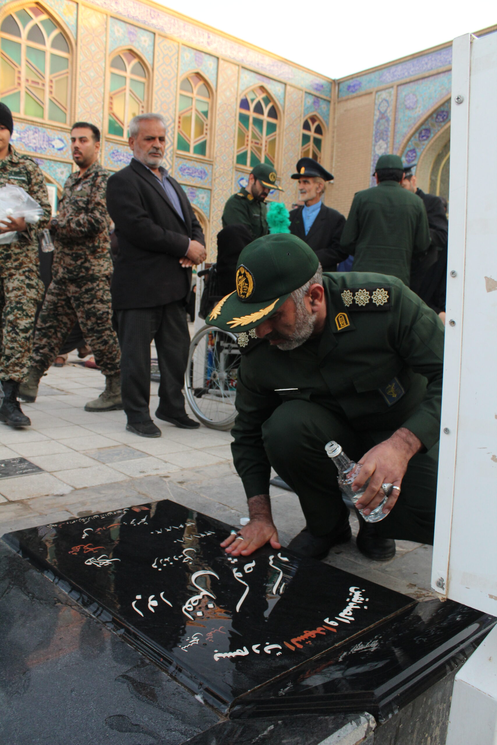 سرهنگ حسین دوست: حضور پرشور بسیجیان در روز پنجم آذر، مایه افتخار شهرستان آران و بیدگل است