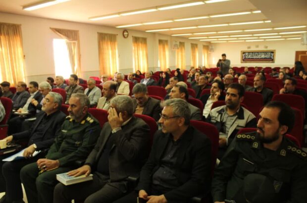 مراکز رشد و پیش‌رشد دانشگاه پیام نور آران و بیدگل افتتاح شد