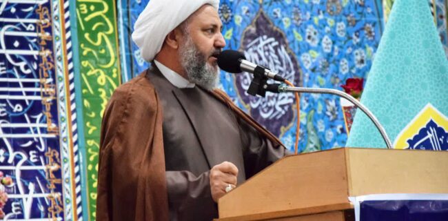 تأکید امام جمعه آران‌وبیدگل بر صبر، رضایتمندی، تقوا و ضرورت مقابله با جنگ ترکیبی دشمن