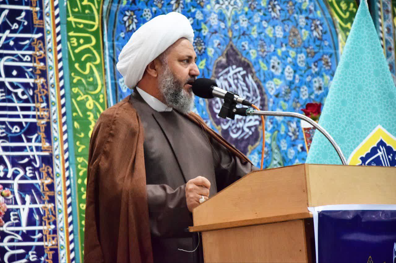 تأکید امام جمعه آران‌وبیدگل بر صبر، رضایتمندی، تقوا و ضرورت مقابله با جنگ ترکیبی دشمن
