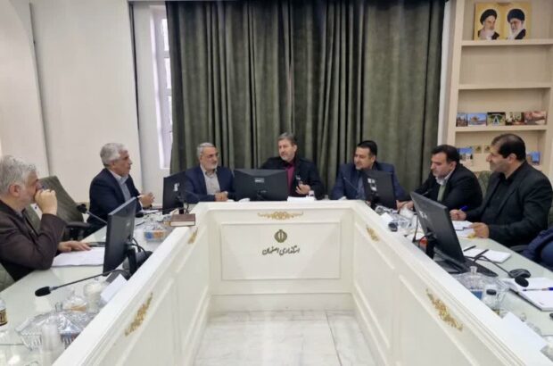 رفع موانع پروژه نهضت ملی مسکن آران و بیدگل با حضور استاندار اصفهان بررسی شد