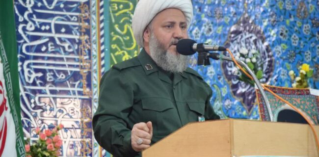 امام جمعه آران و بیدگل: تروریستهای اروپایی بدانند ملت ایران در صحنه حاضر است