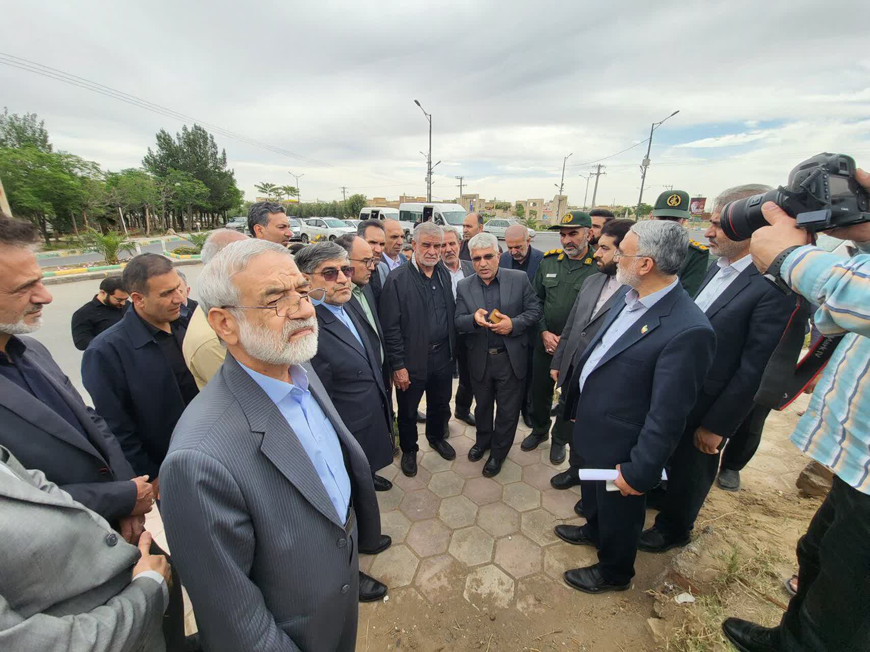 رئیس و اعضای کمیسیون امور داخلی کشور از مناطق آسیب‌دیده آران و بیدگل بازدید کردند